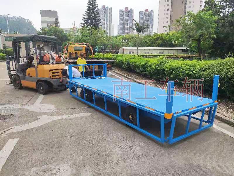 2吨下翻护栏牵引工业Milan.com 全挂式工具底盘拖车