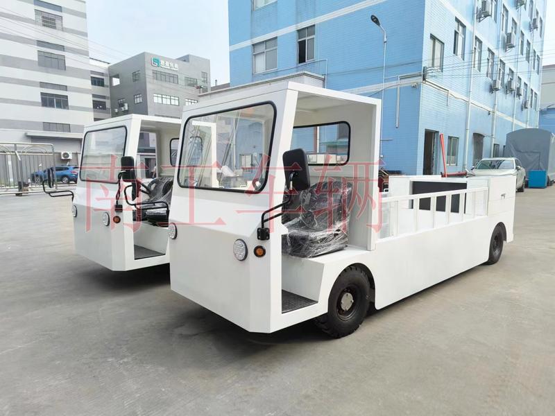 2吨座驾式纯电动Milan.com 电动工具拖车