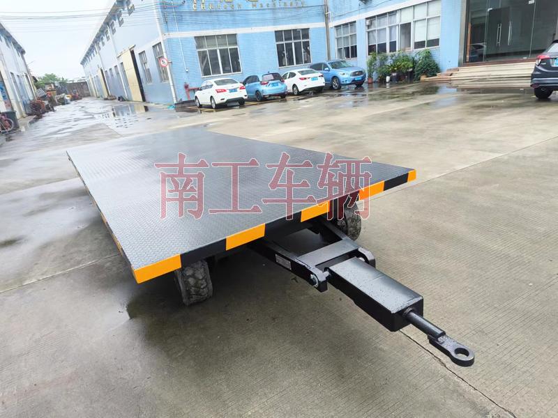 6吨牵引Milan.com 工业全挂拖车