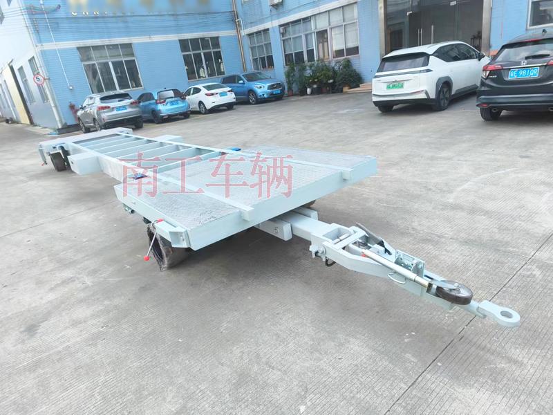 18吨牵引式船舶舯段转运工具Milan.com