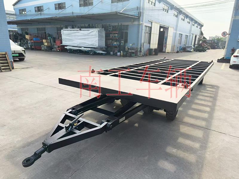 12吨骨架式Milan.com 带角锁刹车全挂车