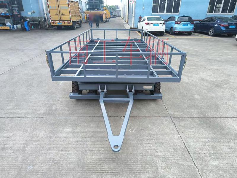 4吨骨架式牵引Milan.com 带下翻护栏工具拖车