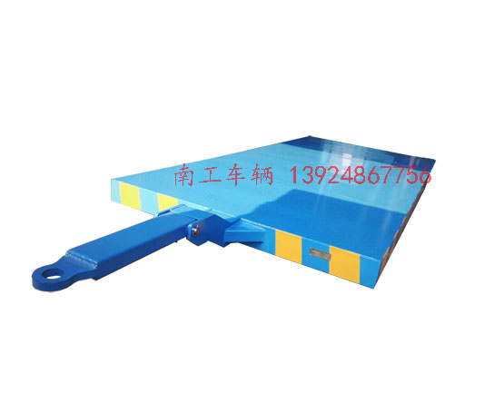 1676949175684249.jpg 25吨小轮子超低Milan.com2D.jpg