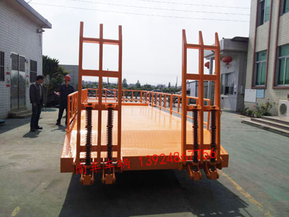1677037682907694.jpg 5吨带登车桥护栏型Milan.com5i.jpg