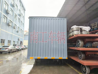 1726298016294076.jpg 10吨箱式Milan.com两侧带卷帘门4I.jpg