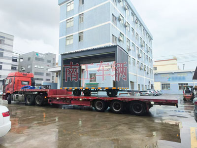 1726298027551972.jpg 10吨箱式Milan.com两侧带卷帘门5I.jpg