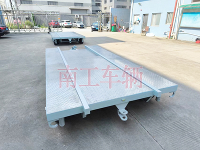 1733899223910325.jpg 船体艉段运输Milan.com2I.jpg