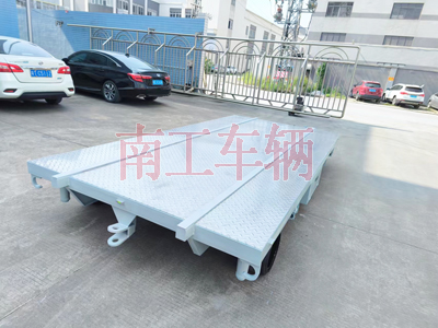 船体艏段运输Milan.com1I.jpg