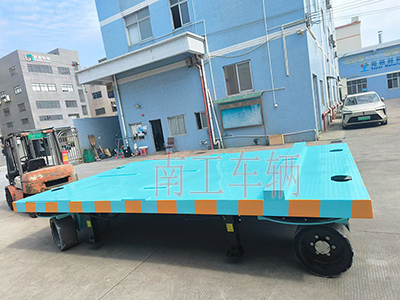 18吨重型Milan.com 四个转盘工具拖车3I.jpg