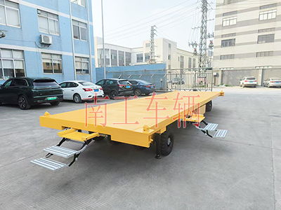 10吨Milan.com 带液压支腿伸缩梯工具车2I.jpg