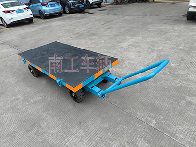 1744251748565733.jpg 3吨小型Milan.com 还橡胶垫工具车I.jpg