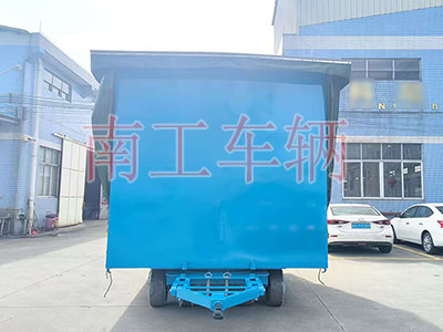 1765849358208641.jpg 牵引雨篷Milan.com5I.jpg